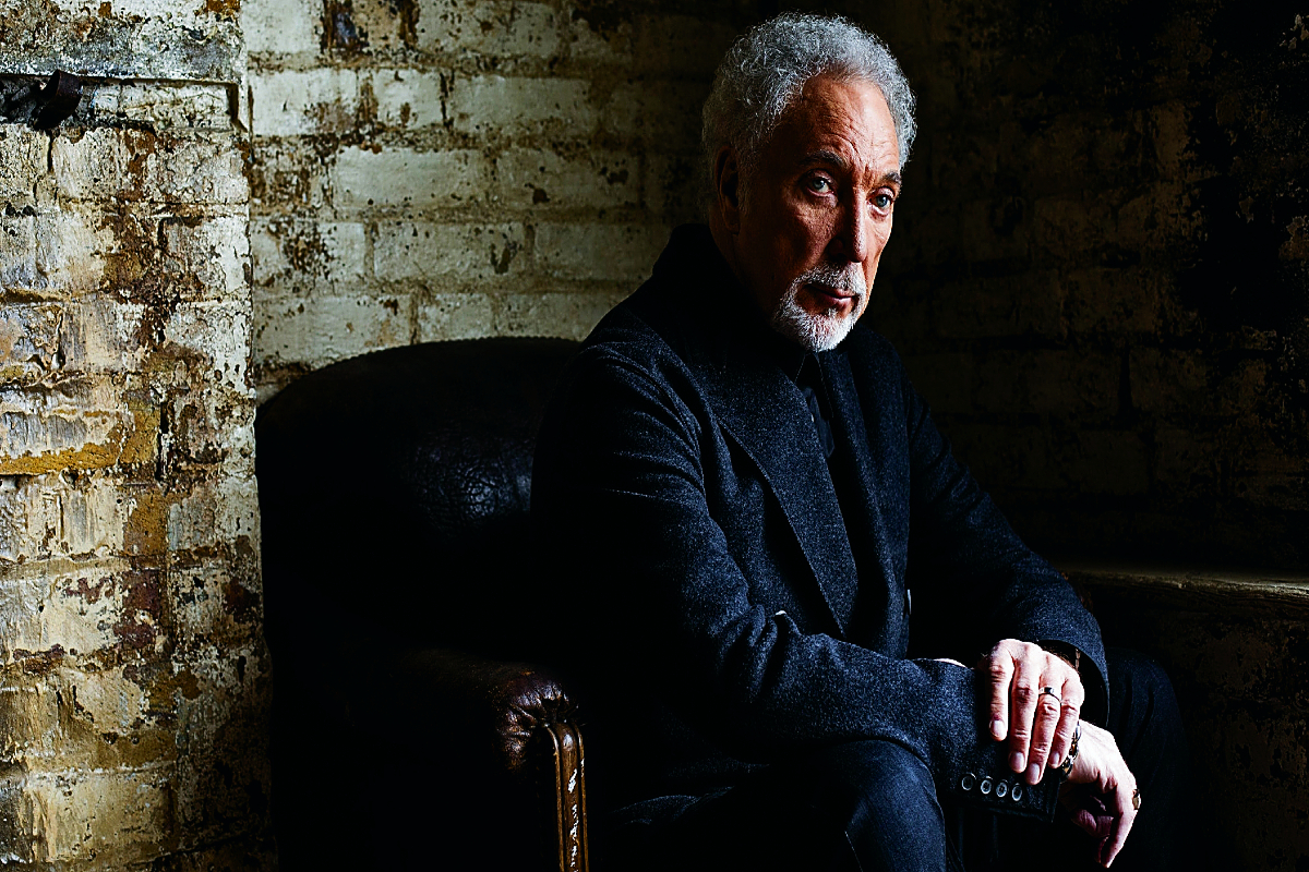 Τομ Τζόουνς: Ο γιος του ανθρακωρύχου που έγινε σταρ της ποπ