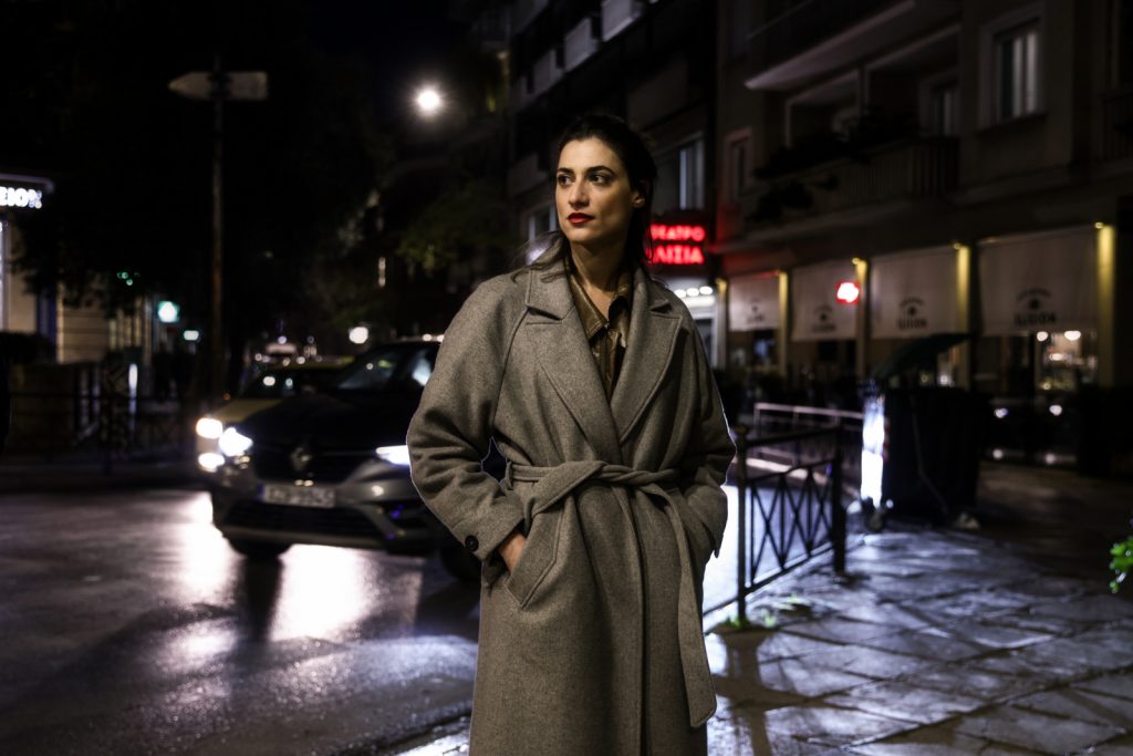 Ήβη Νικολαΐδου: «Στο θέατρο βρήκα πού πρέπει να στέκομαι»