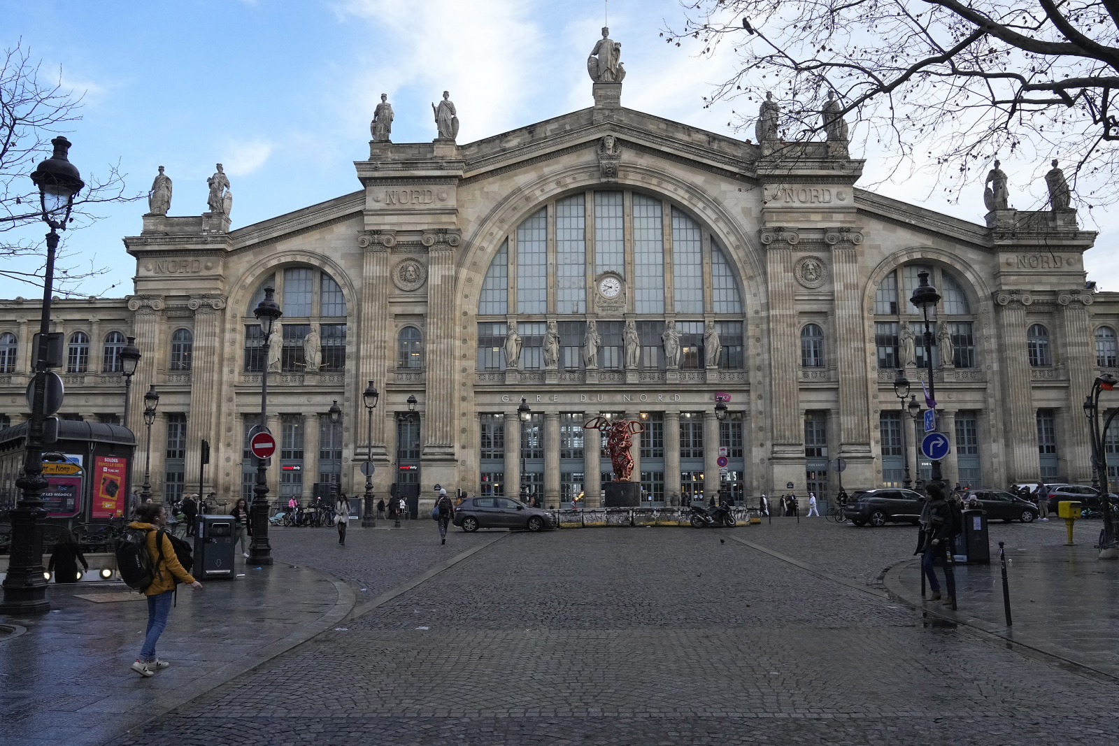 Παρίσι: Βόμβα στον σταθμό Gard du Nord – Μπλόκαραν τα τρένα σε όλη την Ευρώπη