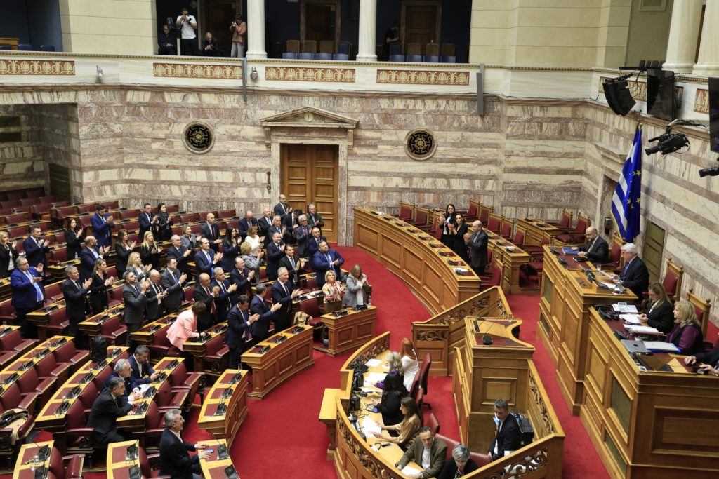 Απορρίφθηκε η πρόταση δυσπιστίας κατά της κυβέρνησης με 157 ψήφους Απορρίφθηκε η πρόταση δυσπιστίας κατά της κυβέρνησης με 157 ψήφους