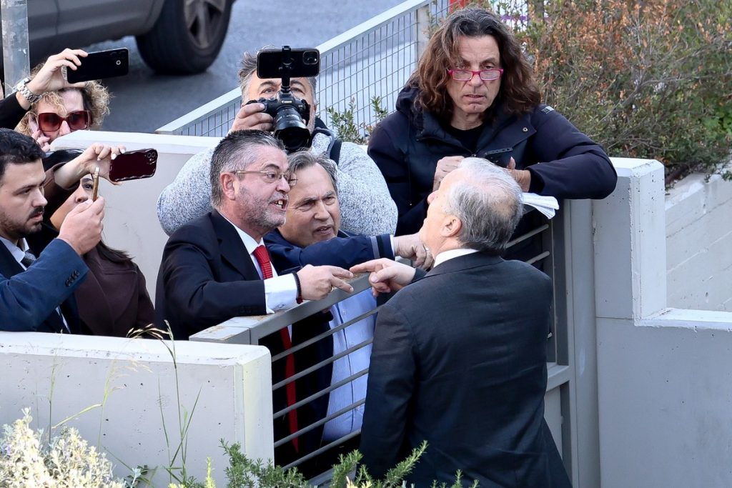 Νίκος Παπαδόπουλος: Κρατείται σε χώρο της Πινακοθήκης – Ένταση για την κράτησή του