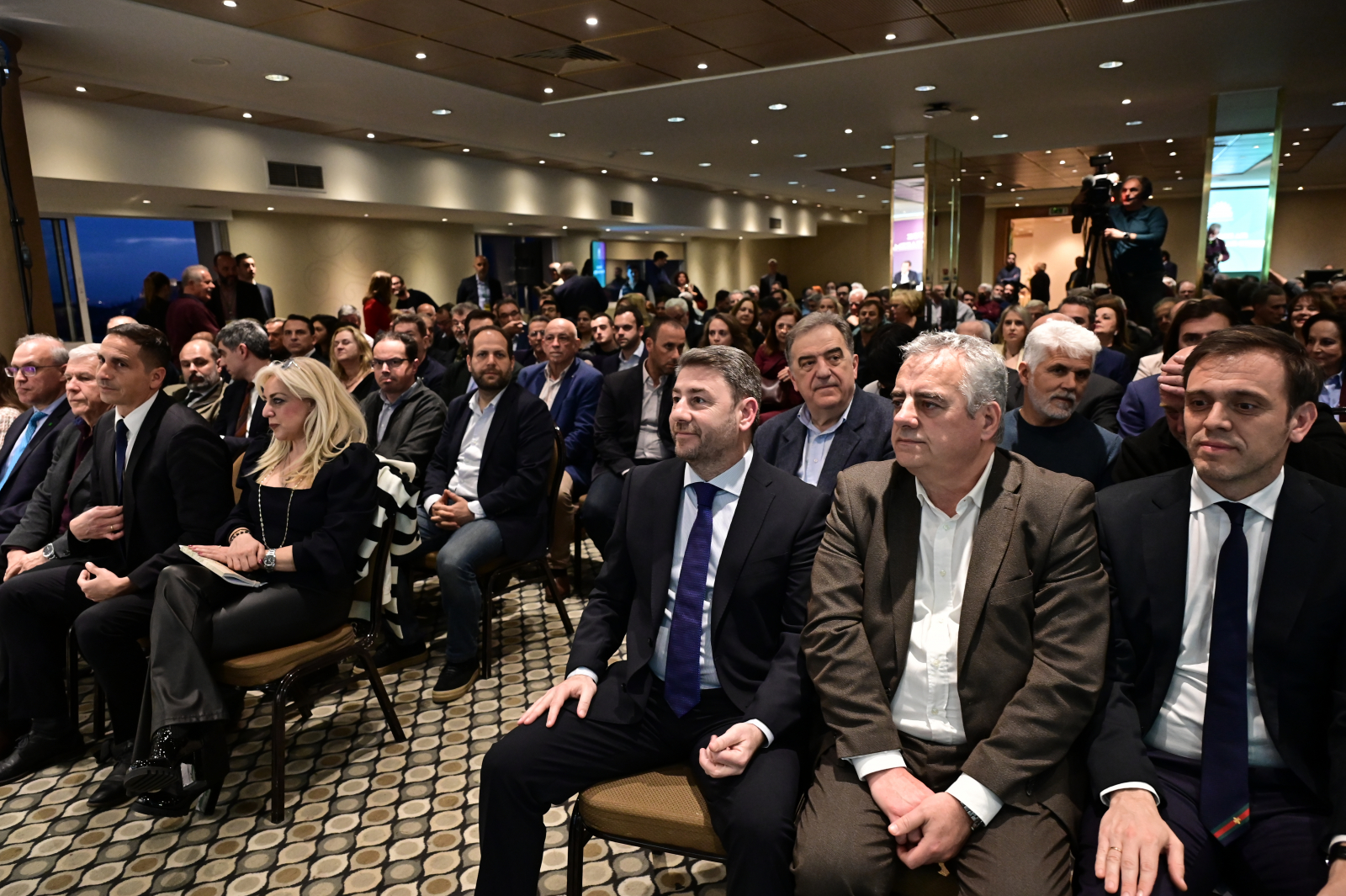 ΠαΣοΚ: Οι προτάσεις Ανδρουλάκη, ο συγκινημένος Μπένος – Όλα όσα έγιναν στην εκδήλωση για το κράτος ΠαΣοΚ: Οι προτάσεις Ανδρουλάκη, ο συγκινημένος Μπένος – Όλα όσα έγιναν στην εκδήλωση για το κράτος
