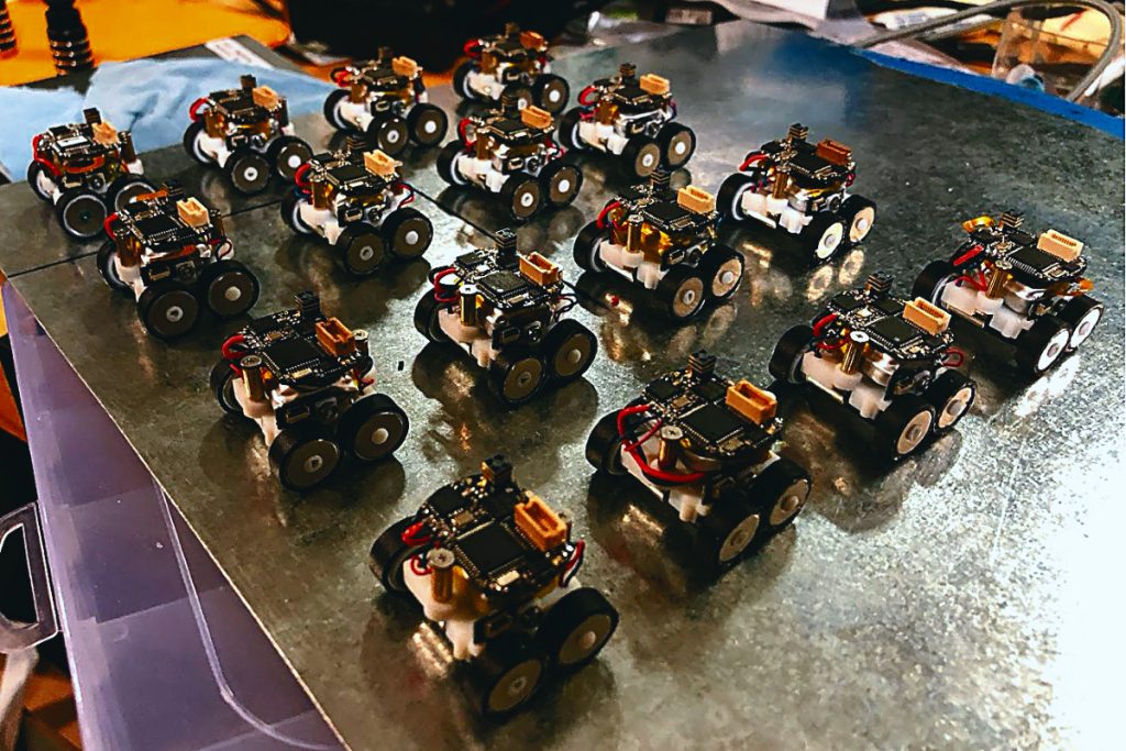 Διαστημικά ρομπότ στο κυνήγι του σεληνιακού νερού