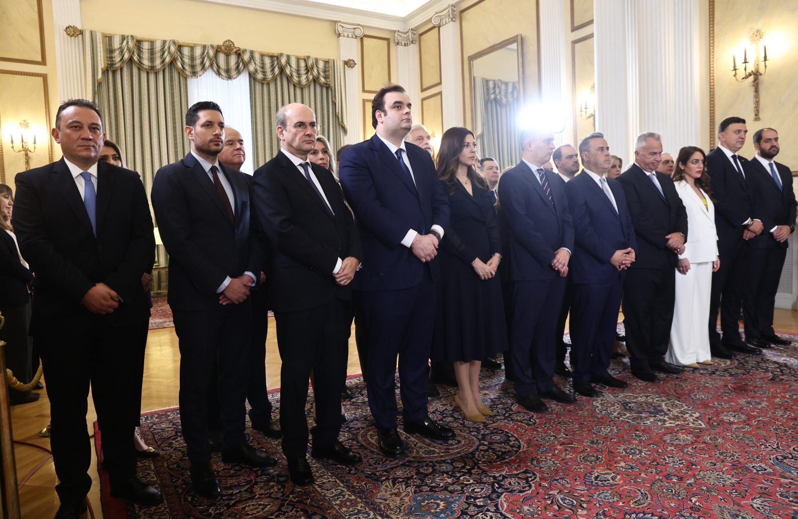 Live: Σε εξέλιξη οι τελετές παράδοσης – παραλαβής των υπουργείων Live: Σε εξέλιξη οι τελετές παράδοσης – παραλαβής των υπουργείων