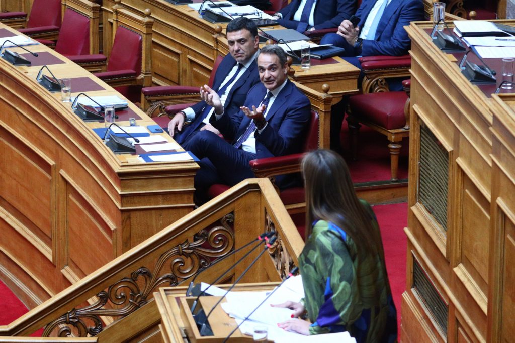 Ο Μητσοτάκης, η Ζωή και το χάος