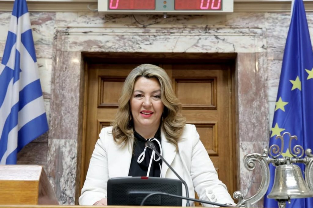 Προανακριτική – Τέμπη: Η Μαρία Αντωνίου θα αντικαταστήσει τον Καλογερόπουλο