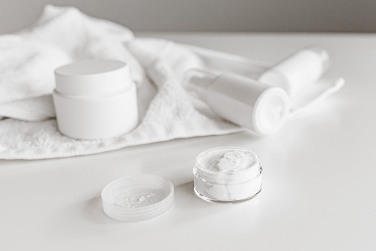 Καρκίνος: Ο FDA ανακαλεί ευρέως φάσματος καλλυντικά, λόγω βενζολίου – Ποια είναι