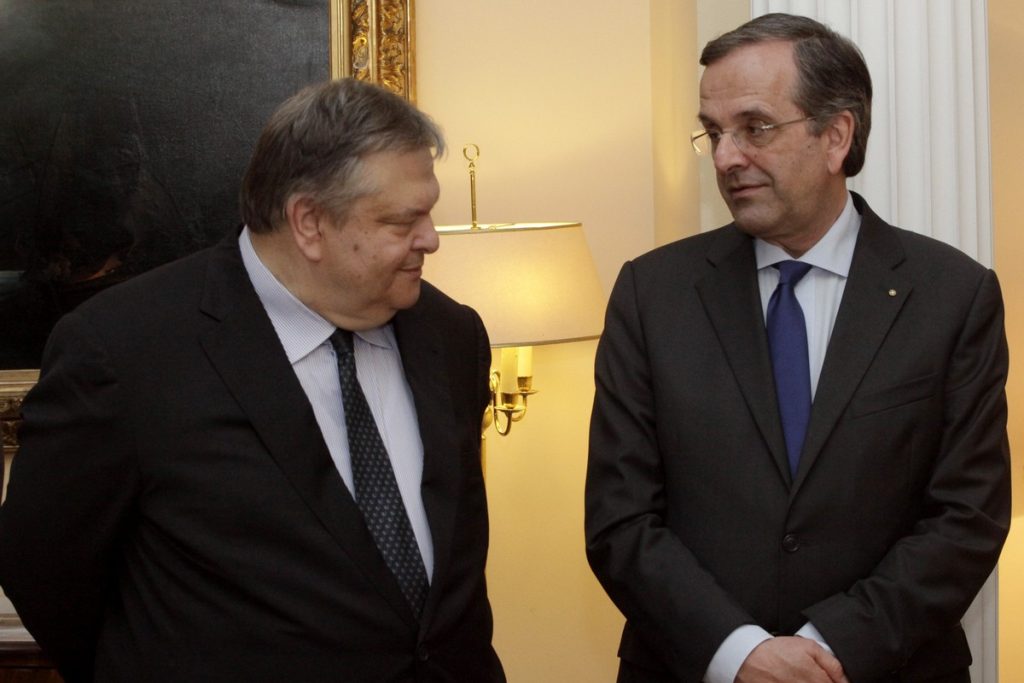 Αντώνης Σαμαράς σε Βενιζέλο: «Παραμένω παρών όσο και αν ενοχλεί» – Το καρφί για Τσάφο