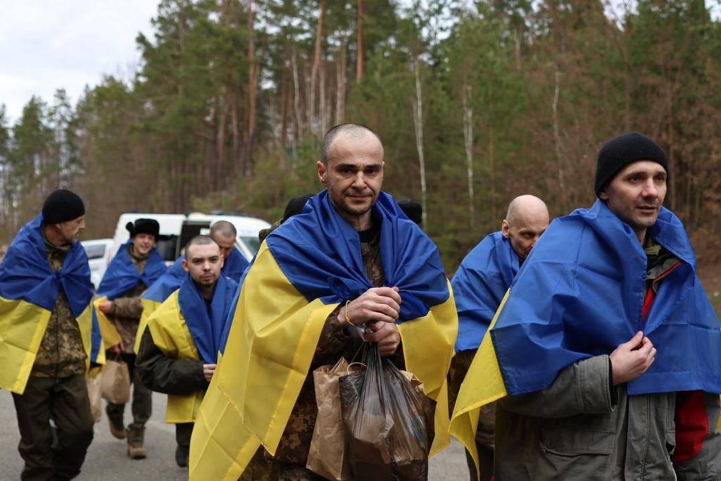 Ρωσία-Ουκρανία: Ανταλλαγή 175 Ουκρανών με 175 Ρώσους αιχμαλώτους πολέμου