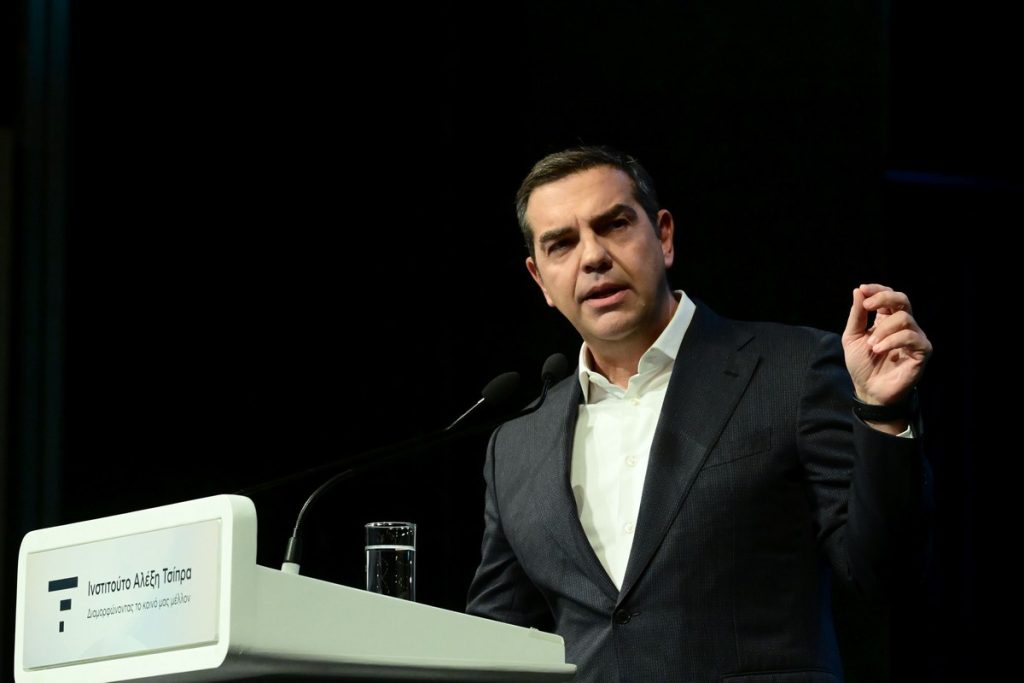 Τσίπρας: «Με την παραμονή της κυβέρνησης διακυβεύεται η εθνική ακεραιότητα»
