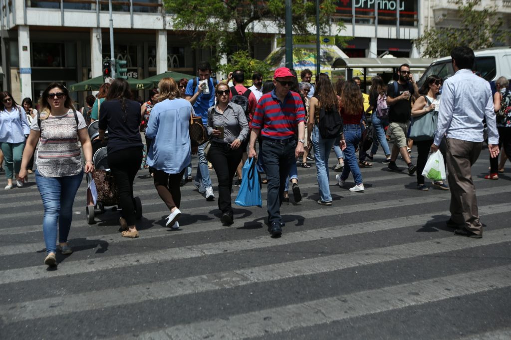 Κατώτατος μισθός: Πόσο αυξάνονται επιδόματα, 3ετίες, δώρα – Ολα τα ποσά