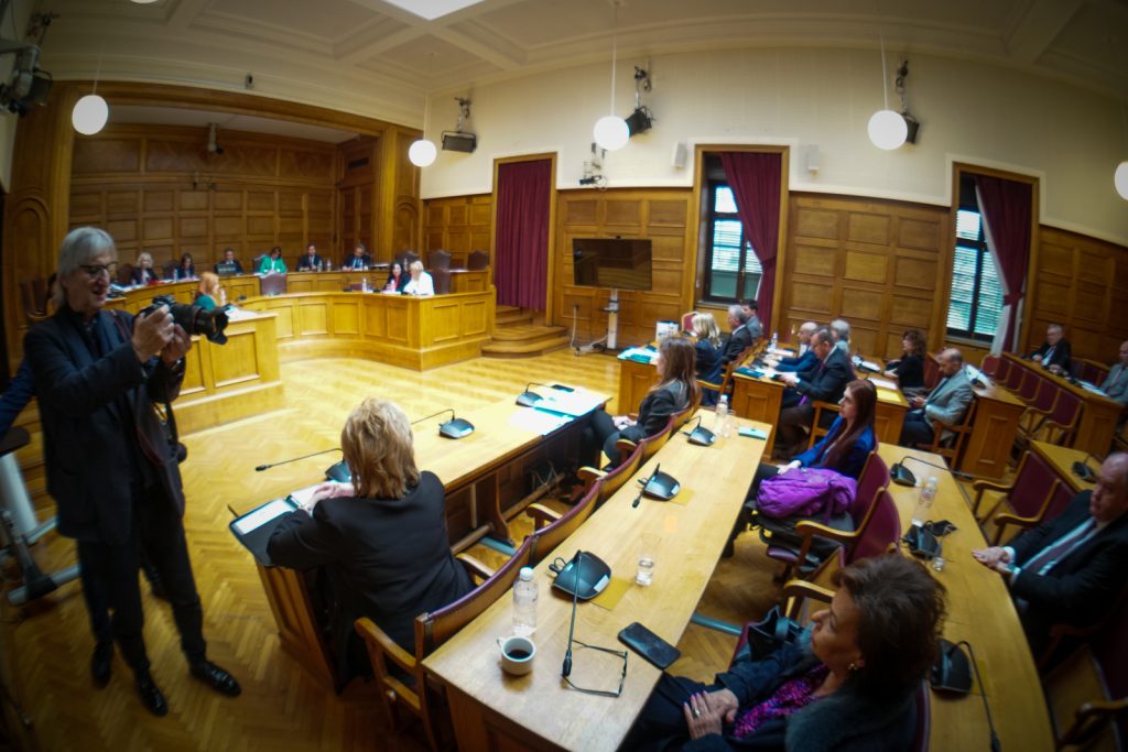 Προανακριτική για Τέμπη: Καταθέτει με υπόμνημα ο Τριαντόπουλος – Τι ζητάει η αντιπολίτευση από Κακλαμάνη