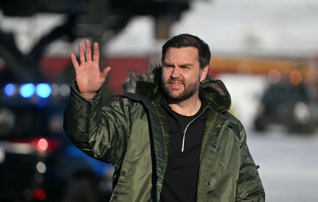 Βανς: «Πιστεύουμε ότι η Γροιλανδία θα συνεργαστεί τελικά με τις ΗΠΑ»