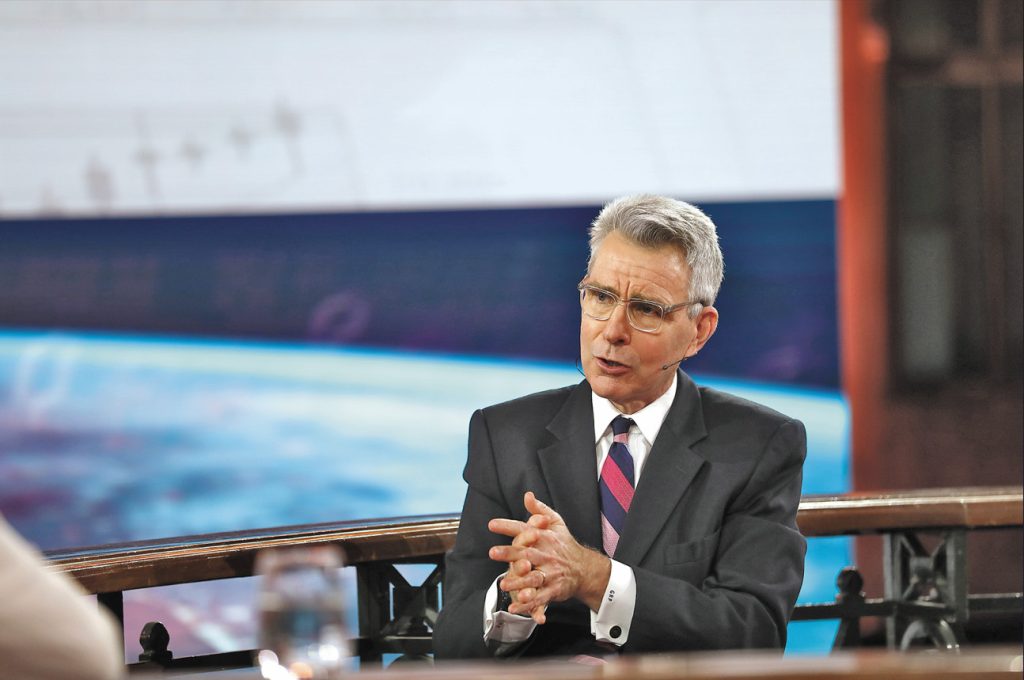 Τζέφρι Πάιατ στο ΒΗΜΑ: «Τεκτονικές δυνάμεις αλλάζουν τον ενεργειακό χάρτη»