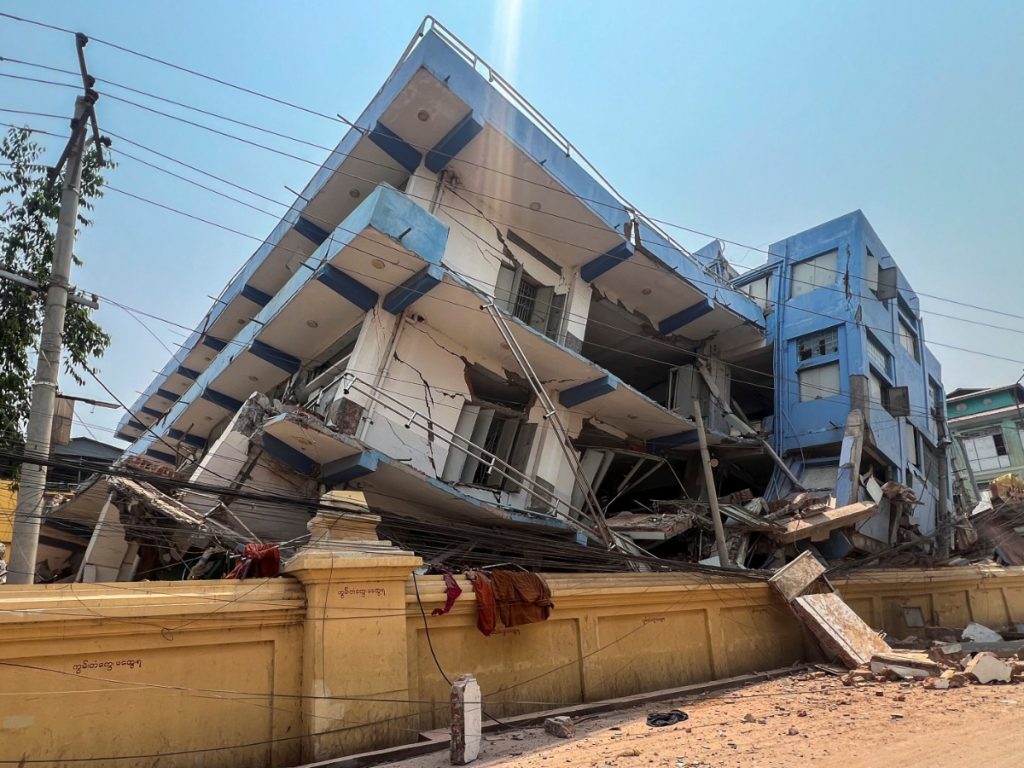 Σεισμός στην Μιανμάρ: Ξεπέρασαν τους 1.700 οι νεκροί – Κίνδυνος ανθρωπιστικής κρίσης