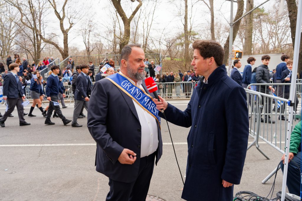 Βαγγέλης Μαρινάκης: «Βλέπουμε τους Έλληνες να είναι όλοι μαζί ενωμένοι»