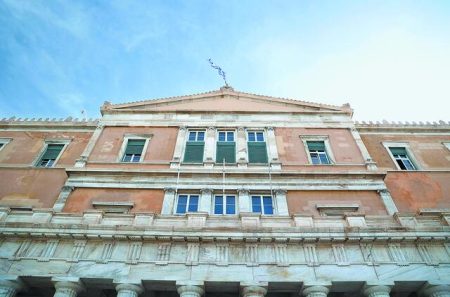 Μπορεί να υπάρξει εθνική πολιτική