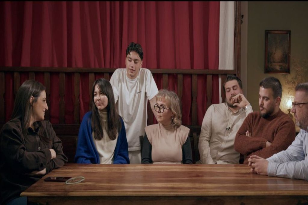 MEGA Stories: Ιστορίες οικογένειας σε μια Ελλάδα που γερνάει