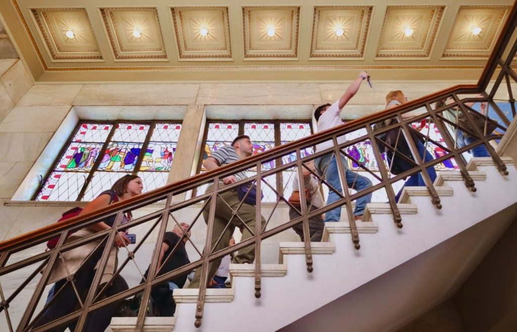 Τέσσερα ιστορικά κτίρια της Αθήνας ανοίγουν τις πύλες τους – Το ΣΚ οι δωρεάν ξεναγήσεις