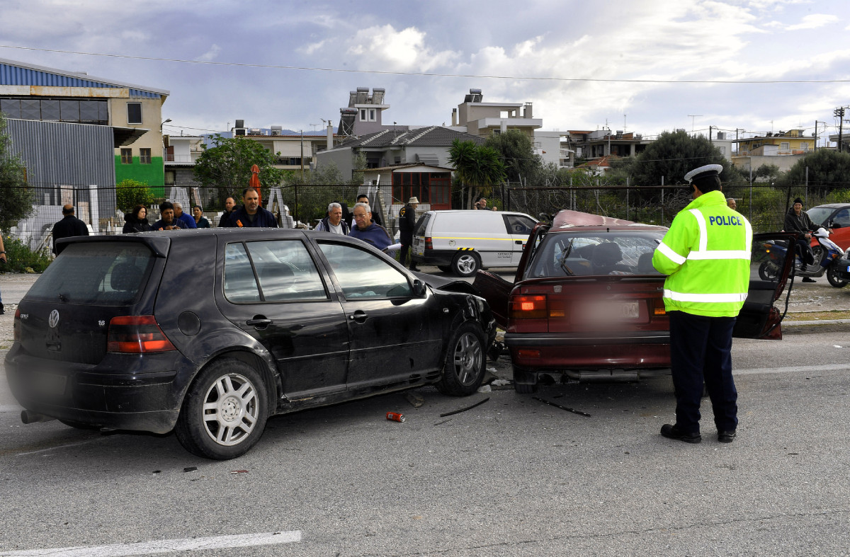 Τροχαία δυστυχήματα και η ευθύνη της Κυβέρνησης