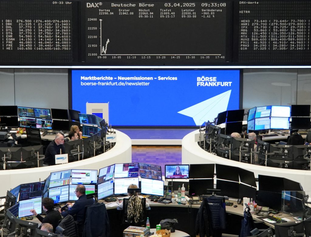 Δασμοί Τραμπ: Σε ελεύθερη πτώση οι μετοχές Nike, Adidas, Puma