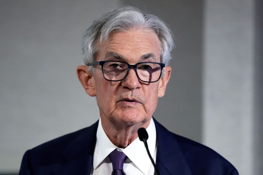 Fed: Οι νέοι δασμοί Τραμπ θα οδηγήσουν σε υψηλότερο πληθωρισμό