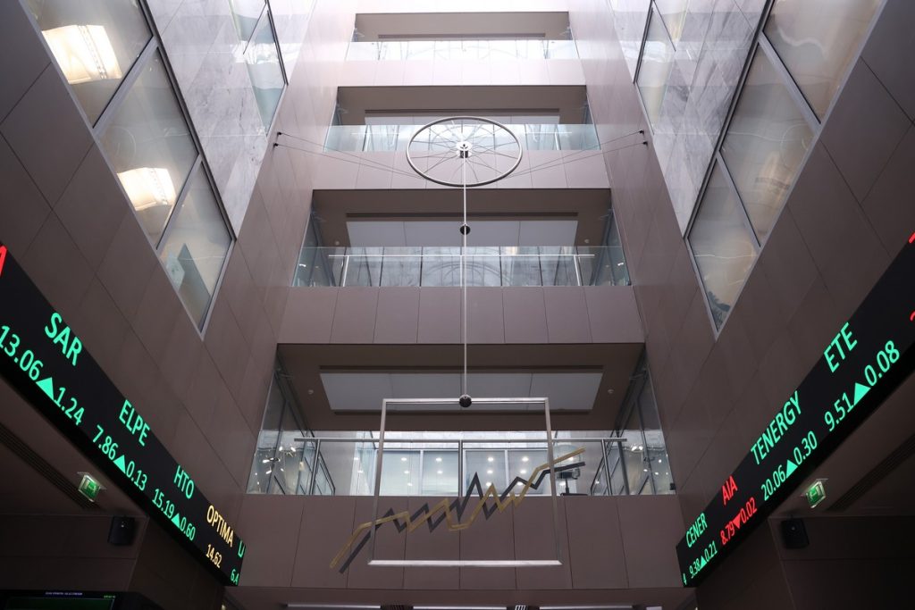 Χρηματιστήριο Αθηνών: Πτώση άνω του 5% καταγράφει ο γενικός δείκτης