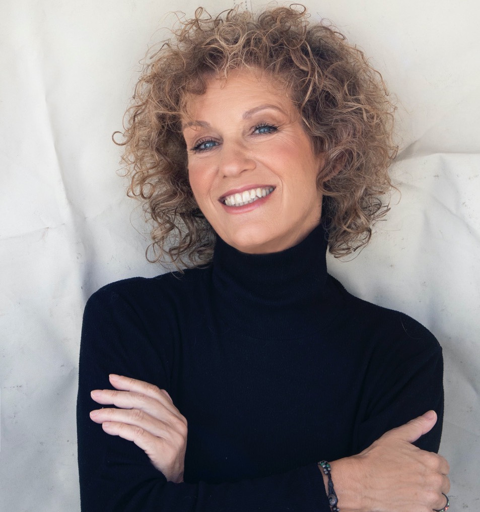 Αννέτα Παπαθανασίου: «Αν ξεχάσουμε τις τραγωδίες, ανοίγουμε τον δρόμο για να τις ξαναζήσουμε»