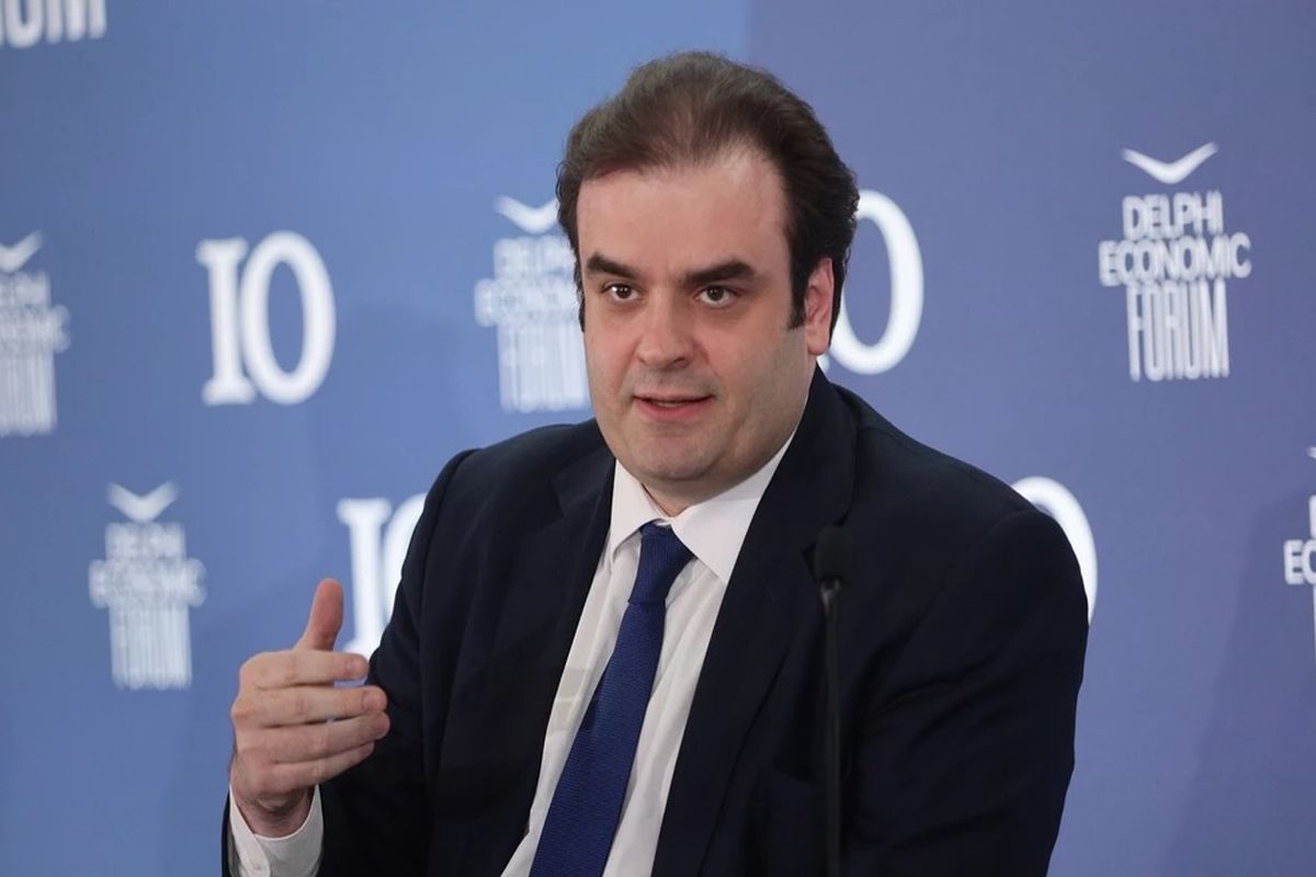 Delphi Economic Forum X – Πιερρακάκης: Δεν υπάρχουν χρήματα για 13ο-14ο μισθό και σύνταξη