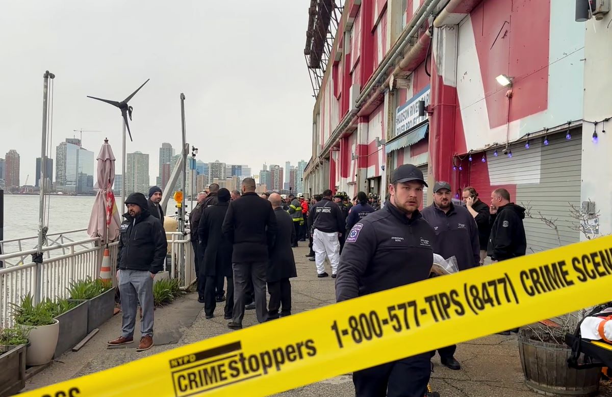 ΗΠΑ: Ελικόπτερο έπεσε στον ποταμό Χάντσον της Νέας Υόρκης