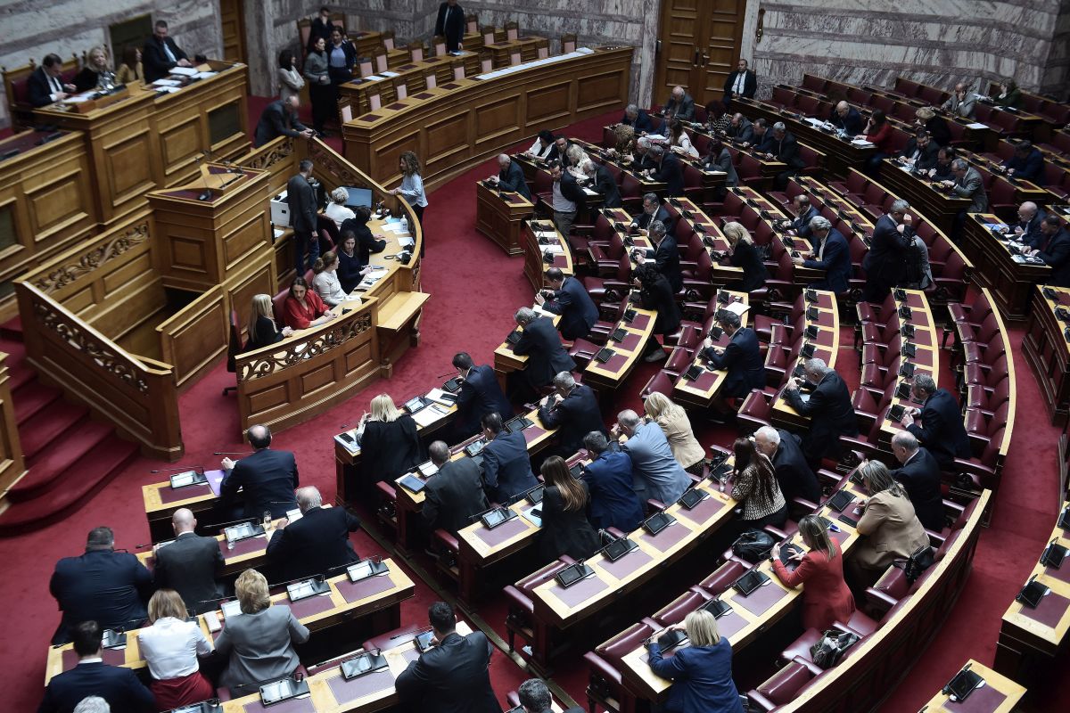 Αντιδράσεις της αντιπολίτευσης για τον χάρτη Θαλάσσιου Χωροταξικού Σχεδιασμού Αντιδράσεις της αντιπολίτευσης για τον χάρτη Θαλάσσιου Χωροταξικού Σχεδιασμού
