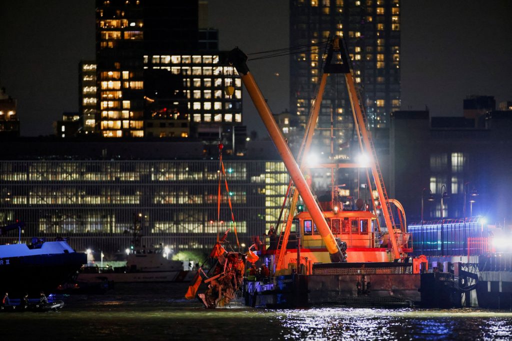 Πτώση ελικοπτέρου στη ΝΥ: Nεκρός ο CEO της Siemens Ισπανίας, η σύζυγός του και τα 3 παιδιά τους