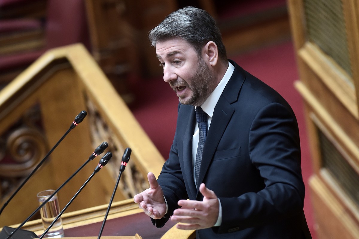 Πυρά Ανδρουλάκη κατά ΝΔ: «Παίζετε με τη νοημοσύνη ενός ολόκληρου λαού» Πυρά Ανδρουλάκη κατά ΝΔ: «Παίζετε με τη νοημοσύνη ενός ολόκληρου λαού»