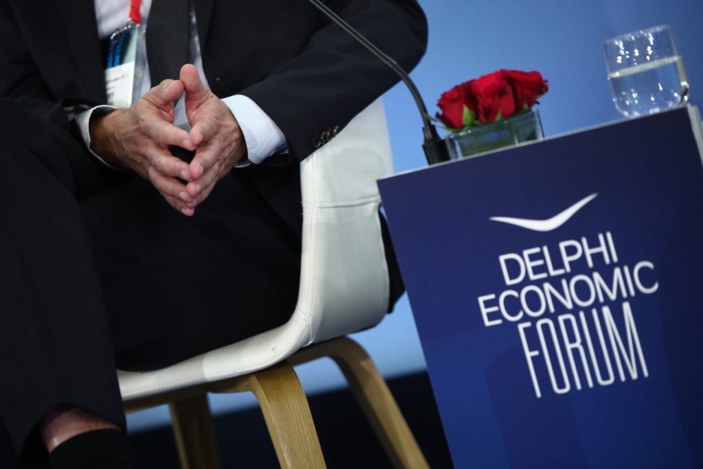 Delphi Economic Forum X 2025: Η Άμυνα του Δένδια και η ψηφιακή κάρτα της Κεραμέως