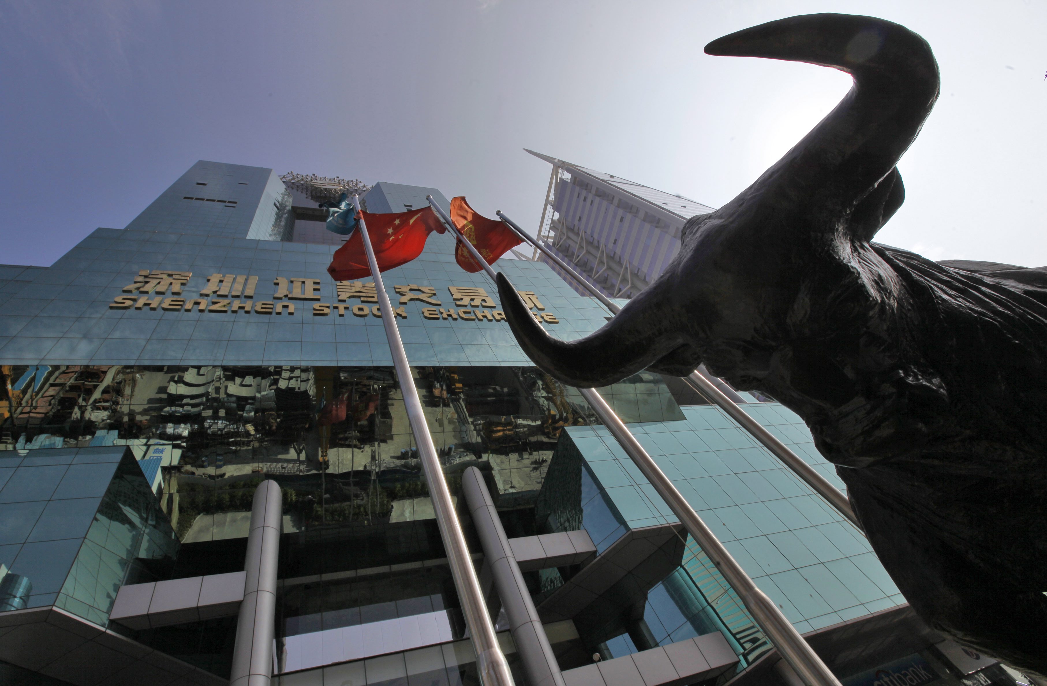 Κίνα: Αυξάνει στο 125% τους δασμούς στις ΗΠΑ – Μαίνεται ο εμπορικός πόλεμος