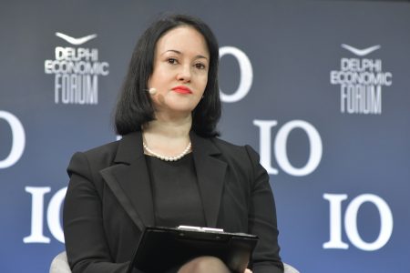 Καταπολεμώντας το παράνομο εμπόριο και προωθώντας την έξυπνη ρύθμιση: Το μήνυμα της JTI στο 10ο Φόρουμ των Δελφών