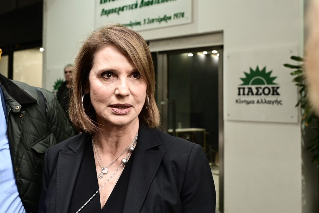 Σε εξέλιξη η συνεδρίαση της ΕΔΕΚΑΠ – Μπατζελή: «Ένας κύκλος ανοίγει και ένας κλείνει»