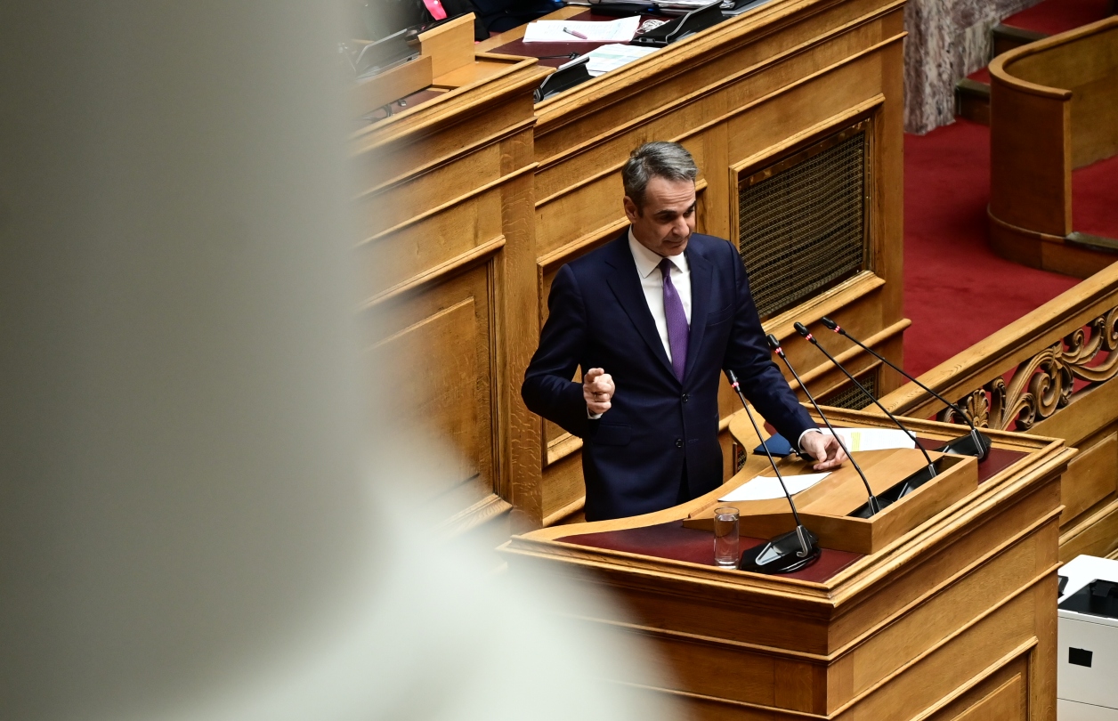 Η οριζόντια και σχεδόν καθολική αμφισβήτηση της σημερινής Βουλής Η οριζόντια και σχεδόν καθολική αμφισβήτηση της σημερινής Βουλής