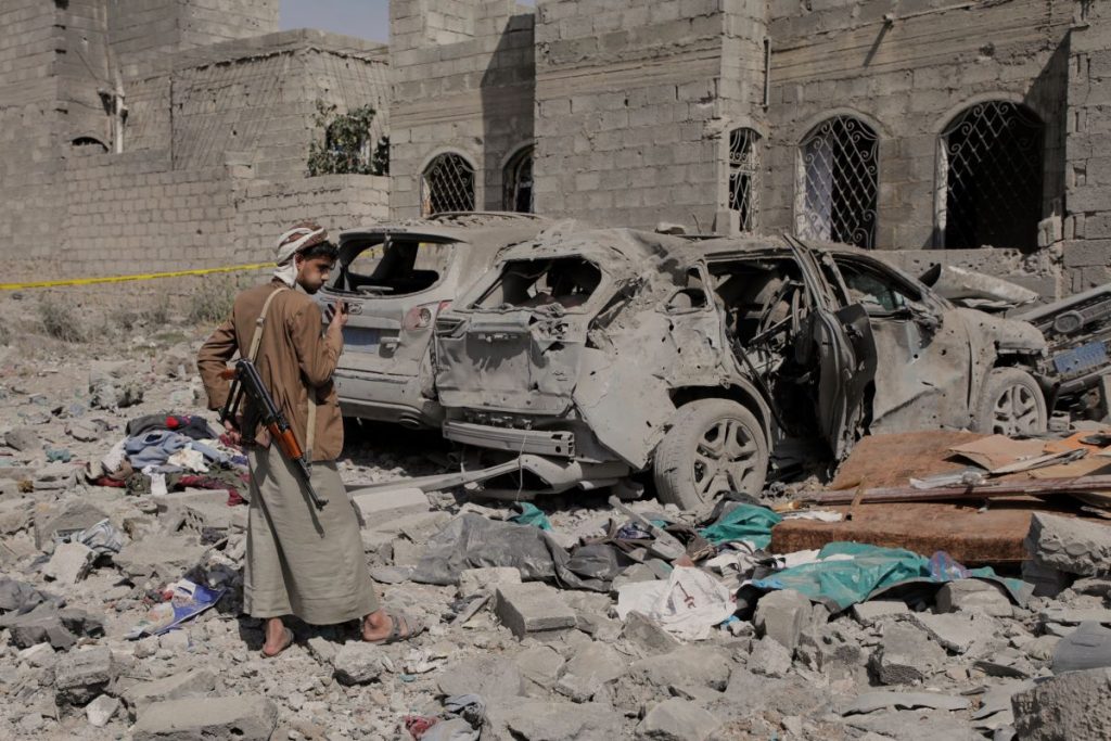 Υεμένη: Νέες αεροπορικές επιδρομές στην πρωτεύουσα Σαναά