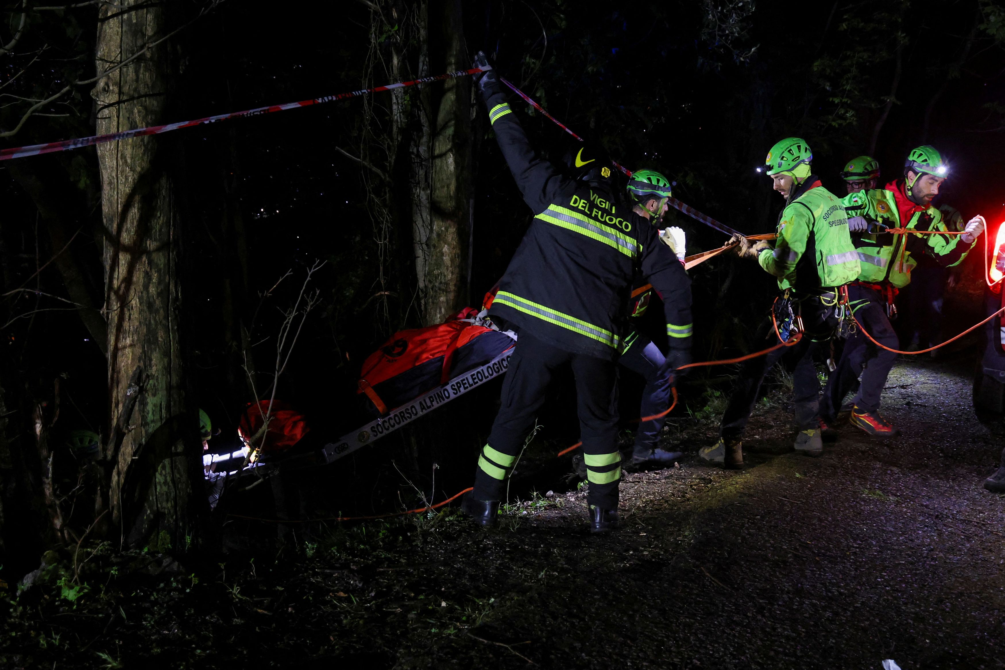 Ένας νεκρός και ένας αγνοούμενος από την κακοκαιρία στη βόρεια Ιταλία