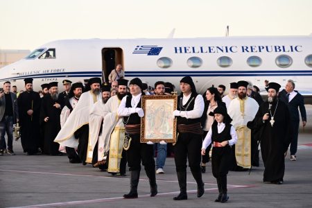 Άγιο Φως: Το πρόγραμμα των πτήσεων για την άφιξή του σε όλη την Ελλάδα