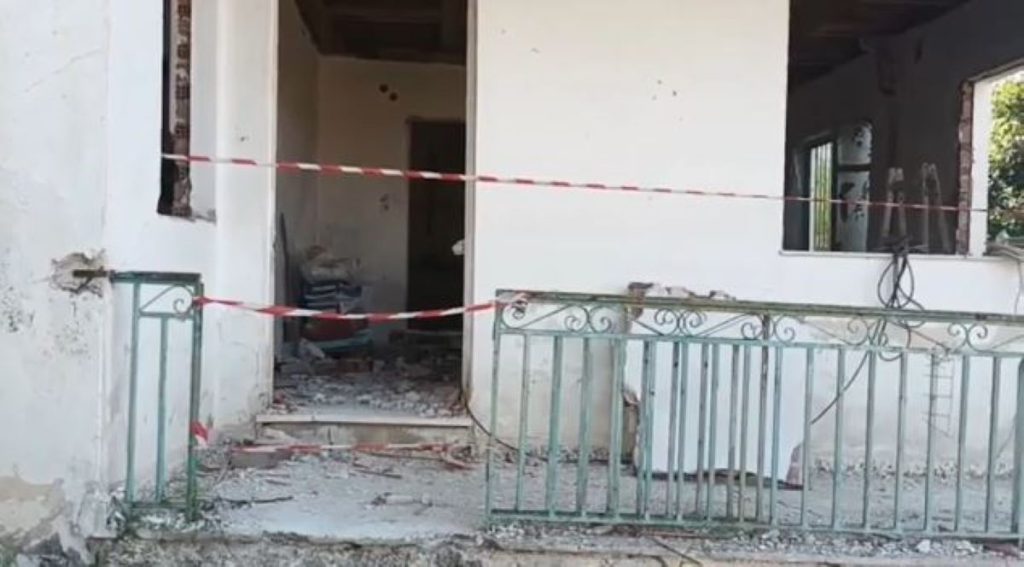 Φάρσαλα: Νεκρός 19χρονος που ανακαίνιζε το σπίτι του – Τον καταπλάκωσε τοίχος