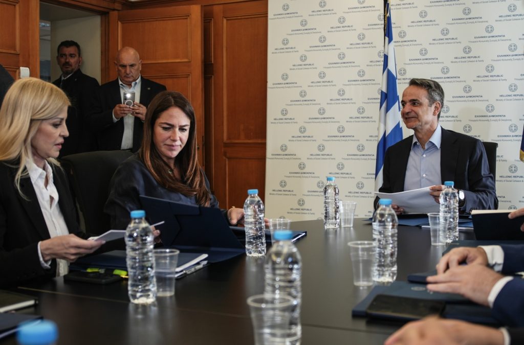 KKE: Δεύτερη μέρα κοροϊδίας από τον πρωθυπουργό