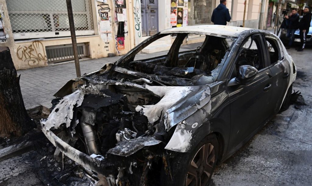 Βρέθηκε καμένη σορός μέσα σε Ι.Χ. στη Μεσσηνία