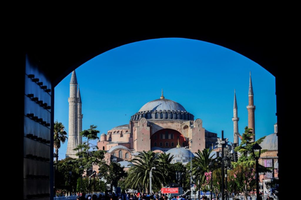 Σεισμοί στην Κωνσταντινούπολη: Ανθεκτική και σε 7,5 Ρίχτερ η Αγία Σοφία