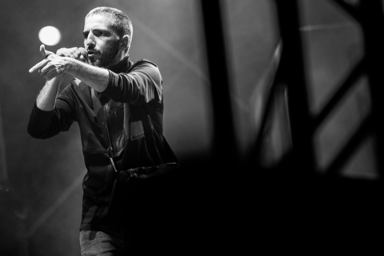 Ο ΛΕΞ ανακοίνωσε συναυλία στο ΟΑΚΑ – Χαμός για ένα εισιτήριο