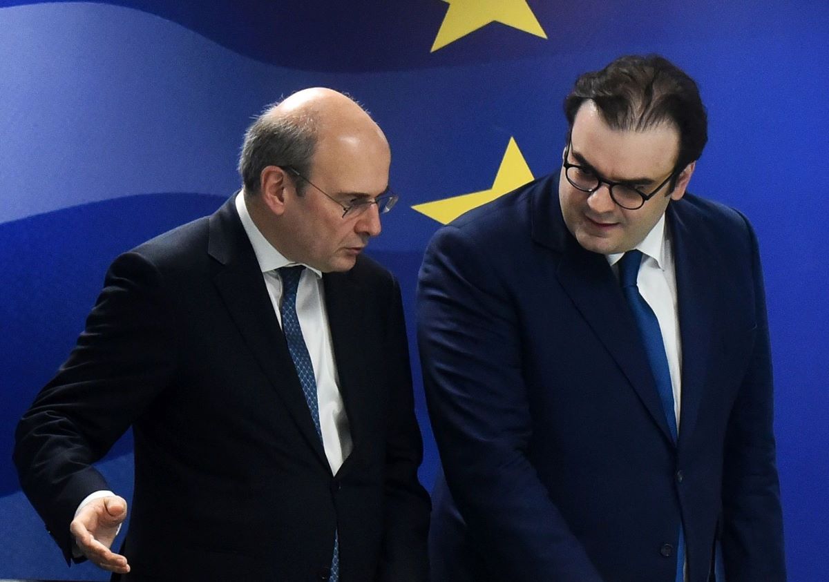 Κυβέρνηση: Νέο ραντεβού τον Σεπτέμβριο με τη μεσαία τάξη Κυβέρνηση: Νέο ραντεβού τον Σεπτέμβριο με τη μεσαία τάξη