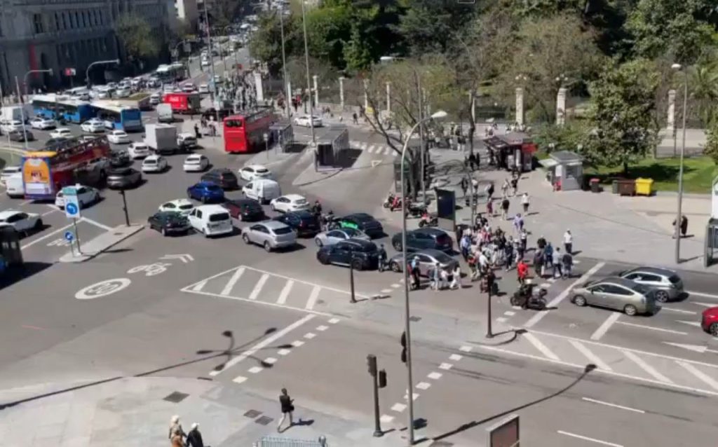 Χωρίς ρεύμα Ισπανία και Πορτογαλία – Χάος στις μεγάλες πόλεις