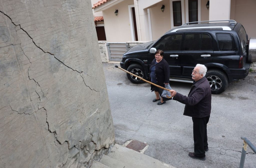 Βουλή: Άμεσες πρωτοβουλίες για τις ρηγματώσεις στις Βούτες Ηρακλείου, ζητούν βουλευτές του ΠαΣοΚ