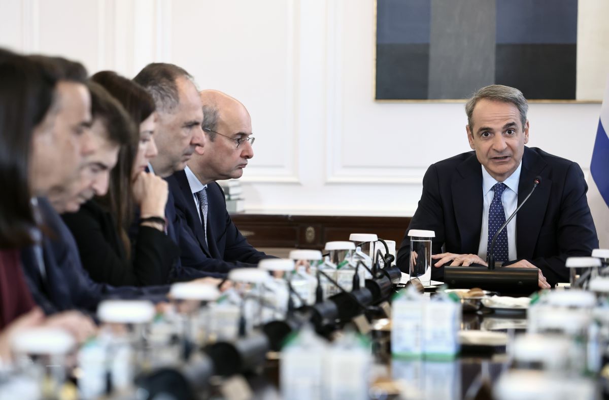 Μητσοτάκης στο Υπουργικό: Σε «μοντέλο ΔΕΗ» η εξυγίανση του ΟΣΕ Μητσοτάκης στο Υπουργικό: Σε «μοντέλο ΔΕΗ» η εξυγίανση του ΟΣΕ